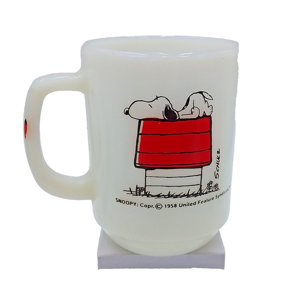 VTG Snoopy Mug Cup Coffee Peanuts Schulz Anchor Hocking Fire King Made In USA - Picture 1 of 5